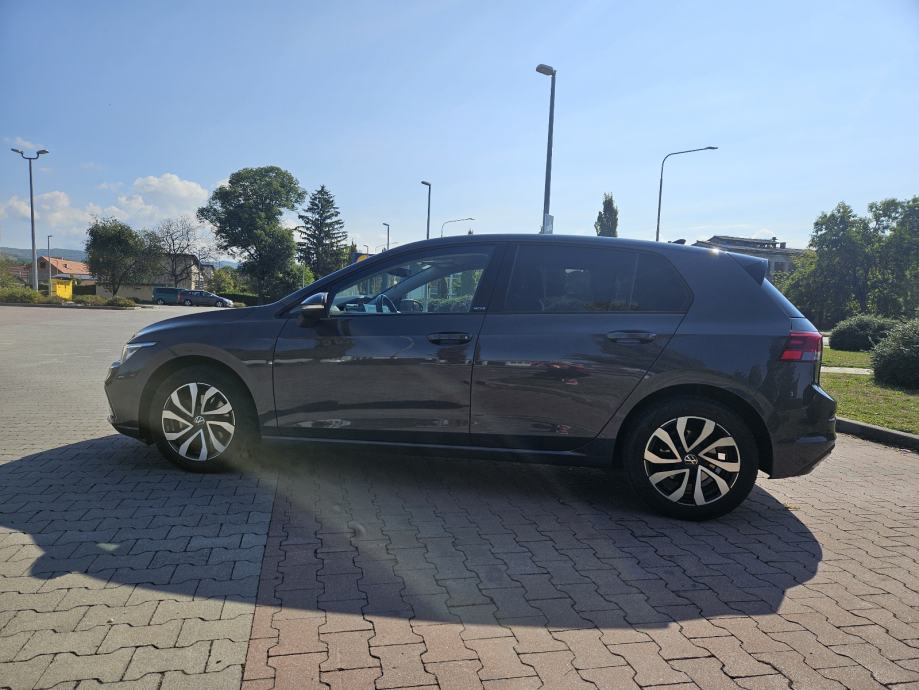 VW Golf 8 2,0 TDI, fotografija 2