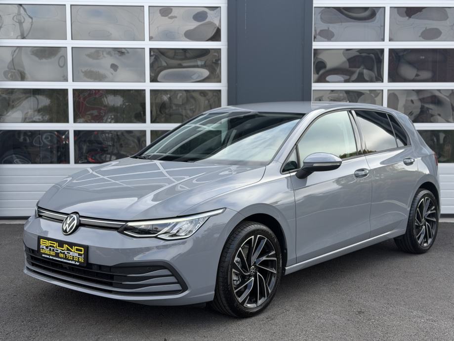 VW Golf 8 2,0 TDI VIRTUAL/LED/AMBIENT/113-TKM/JAMSTVO