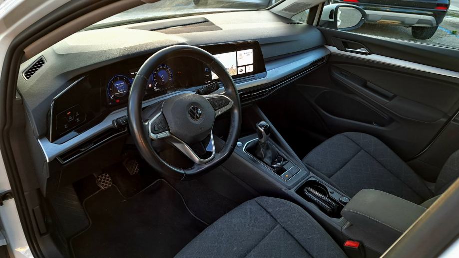VW Golf 8 2,0 TDI ALU 18" VIRTUAL ,SERVISNA, MRTVI KUT. ODL. STANJE!!, fotografija 12