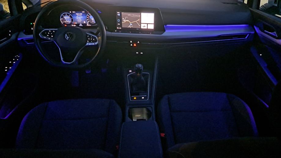 VW Golf 8 2,0 TDI ALU 18" VIRTUAL ,SERVISNA, MRTVI KUT. ODL. STANJE!!, fotografija 19