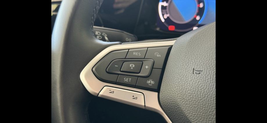 VW Golf 8 2,0 TDI, TVORNICKA GARANCIJA, fotografija 15