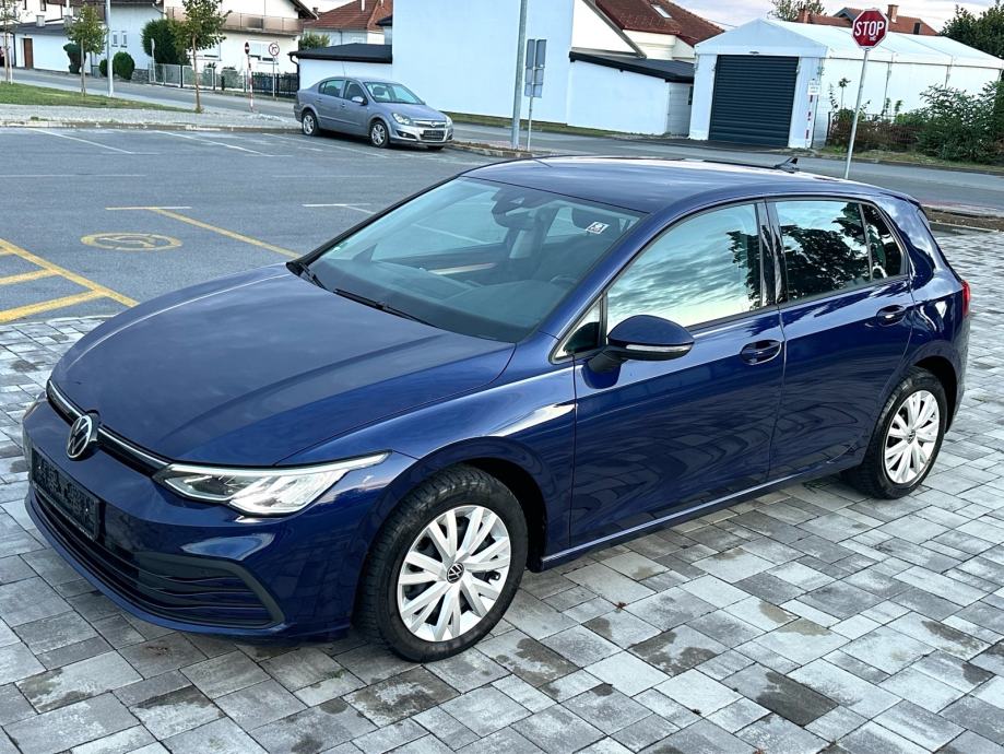 VW Golf 8 2,0 TDI/ VIRTUAL/ LED / Veliki servis /2022godina, fotografija 9