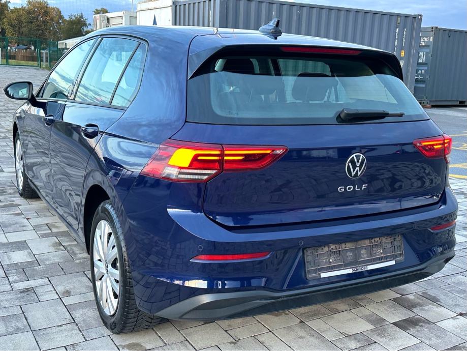 VW Golf 8 2,0 TDI/ VIRTUAL/ LED / Veliki servis /2022godina, fotografija 11
