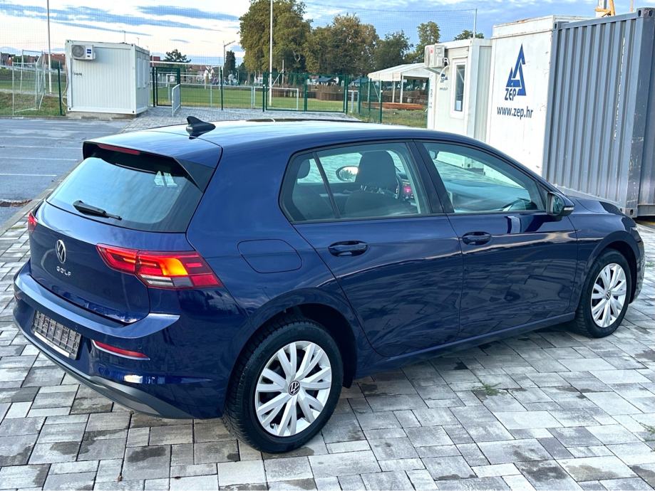 VW Golf 8 2,0 TDI/ VIRTUAL/ LED / Veliki servis /2022godina, fotografija 16