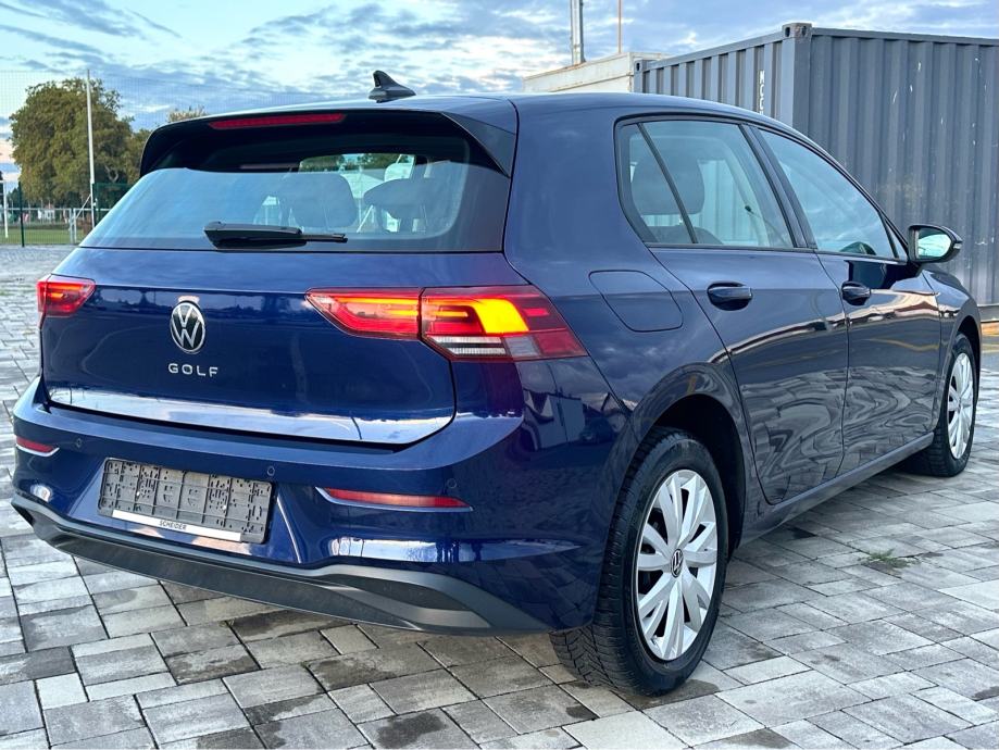VW Golf 8 2,0 TDI/ VIRTUAL/ LED / Veliki servis /2022godina, fotografija 14