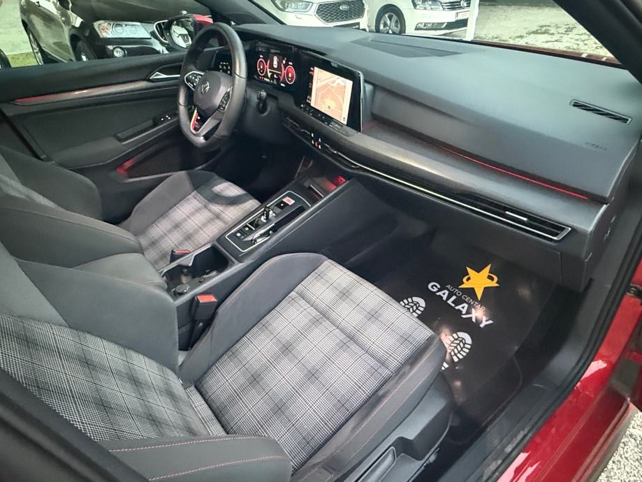 VW Golf 8 GTI 2,0 TSI automatik ROT METALIC✅, fotografija 13