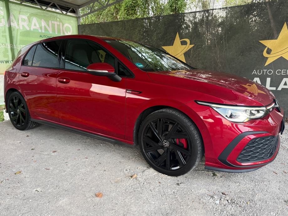 VW Golf 8 GTI 2,0 TSI automatik ROT METALIC✅, fotografija 3