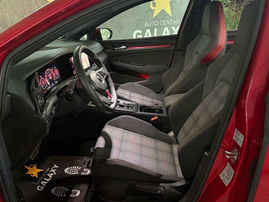 VW Golf 8 GTI 2,0 TSI automatik ROT METALIC✅, fotografija 15
