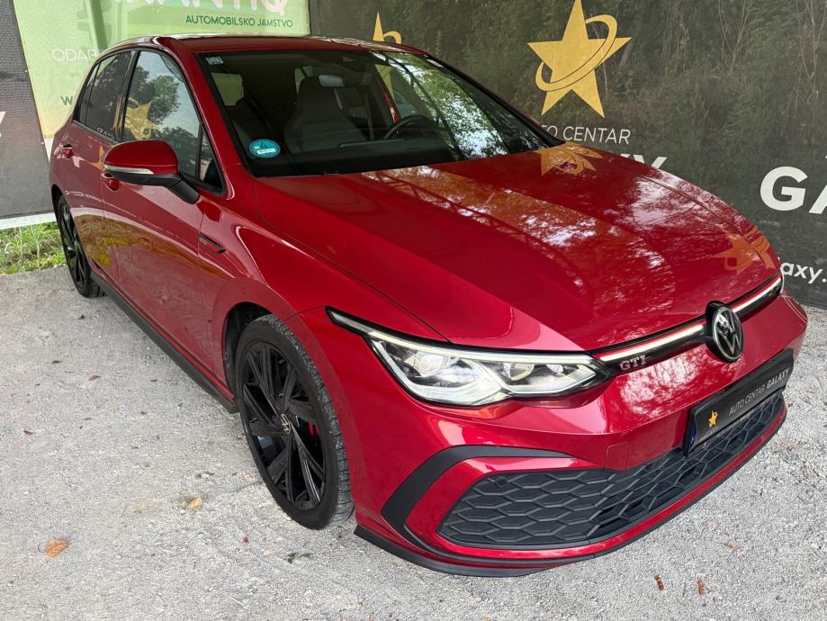 VW Golf 8 GTI 2,0 TSI automatik ROT METALIC✅, fotografija 4
