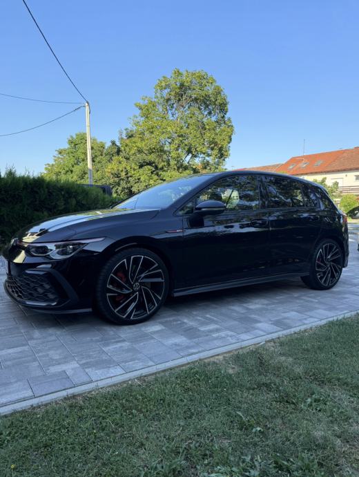 VW Golf 8 2,0 GTI automatik, fotografija 2