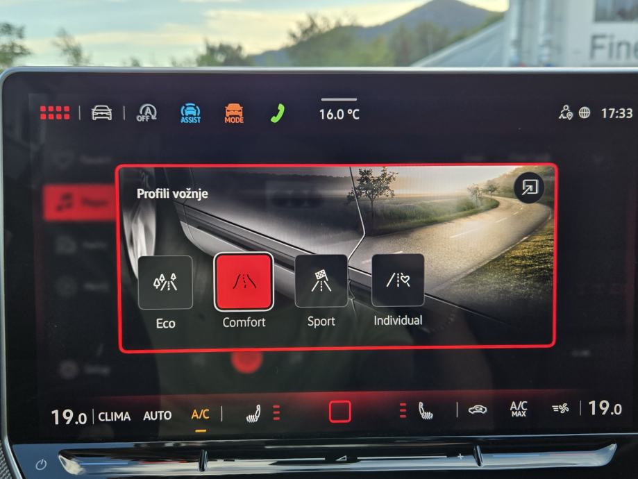 VW Golf 8 2,0 TSI automatik, fotografija 18