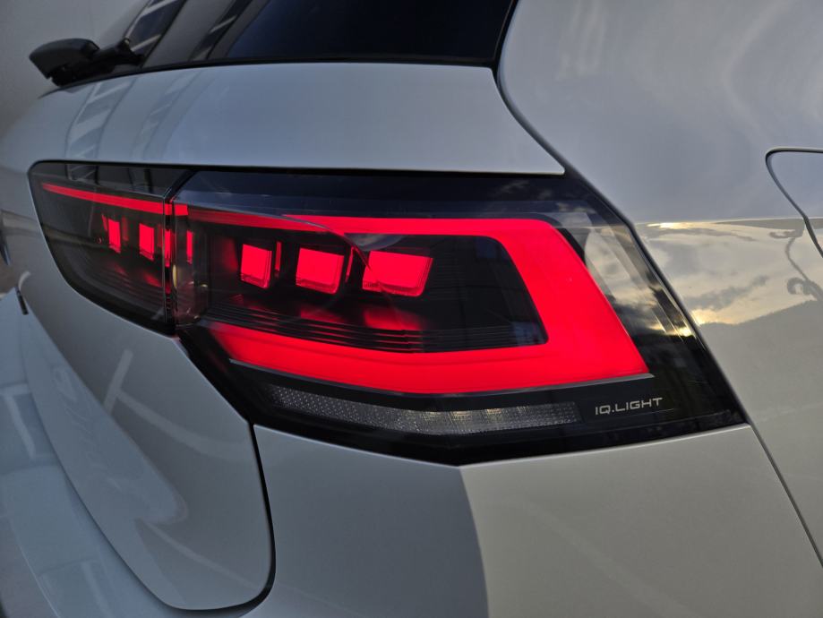 VW Golf 8 2,0 TSI automatik, fotografija 8
