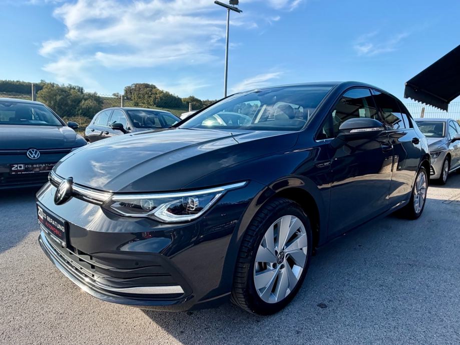 VW Golf 8 2,0 TSI DSG *2024* *190kS* Style MATRIX Navi ACC R17 Servisn, pogled izvana - slika 2