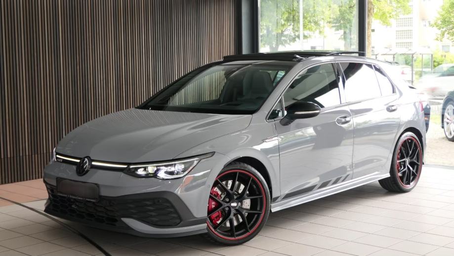 VW Golf 8 2,0 TSI GTI Clubsport *PANORAMA*AKRAPOVIĆ*IQ LIGHT*, fotografija 3