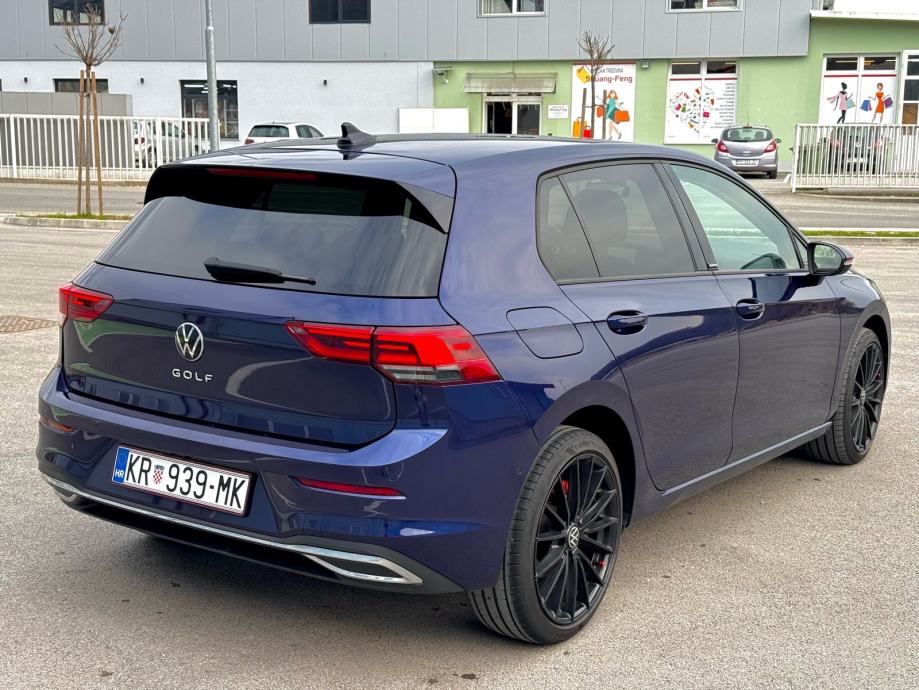 VW Golf 8 2.0TDI REG. 7/2027 *WEBASTO/LED MATRIX/ACC/RADAR/PDC/VIRTUAL, fotografija 4