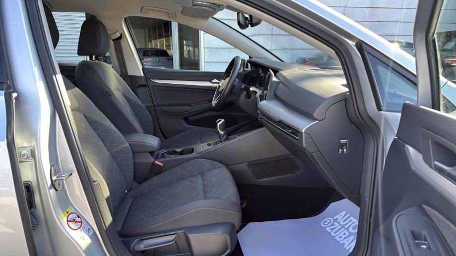 VW GOLF 8 2024 • PREMIUM jamstvo • AutoZubak Rabljena, fotografija 9