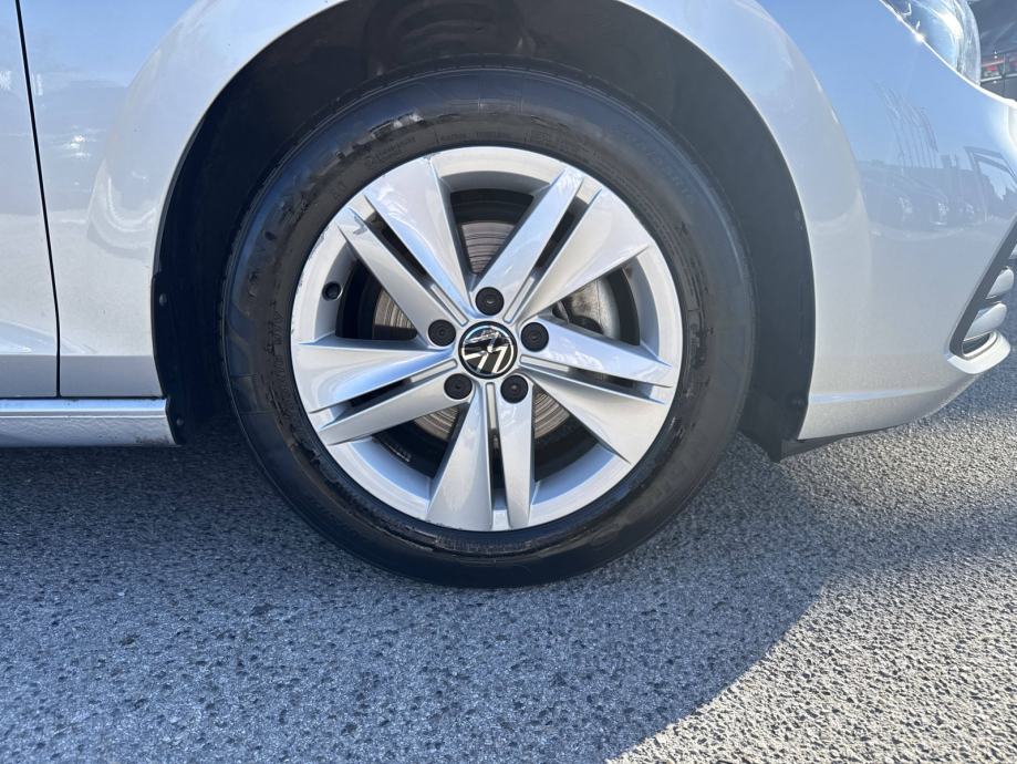 VW GOLF 8 2024 • PREMIUM jamstvo • AutoZubak Rabljena, fotografija 18