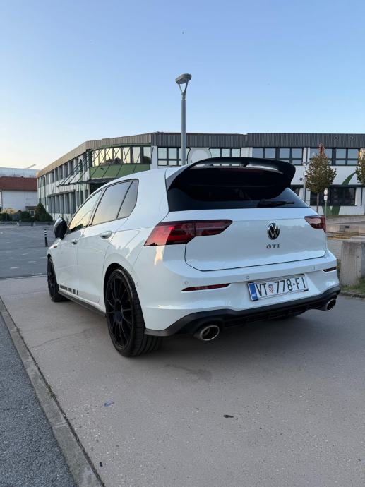 VW Golf 8 GTI CLUBSPORT, fotografija 7