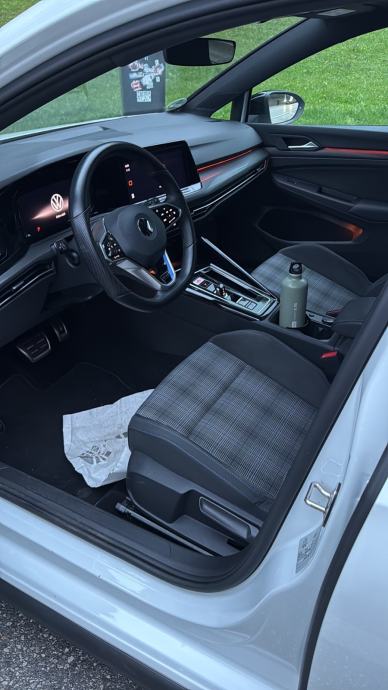 VW Golf 8 GTE 245 KS | IQ.LIGHT MATRIX | BLACK STYLE | DSG, fotografija 2