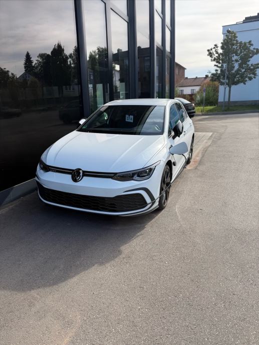 VW Golf 8 GTE 245 KS | IQ.LIGHT MATRIX | BLACK STYLE | DSG, fotografija 3