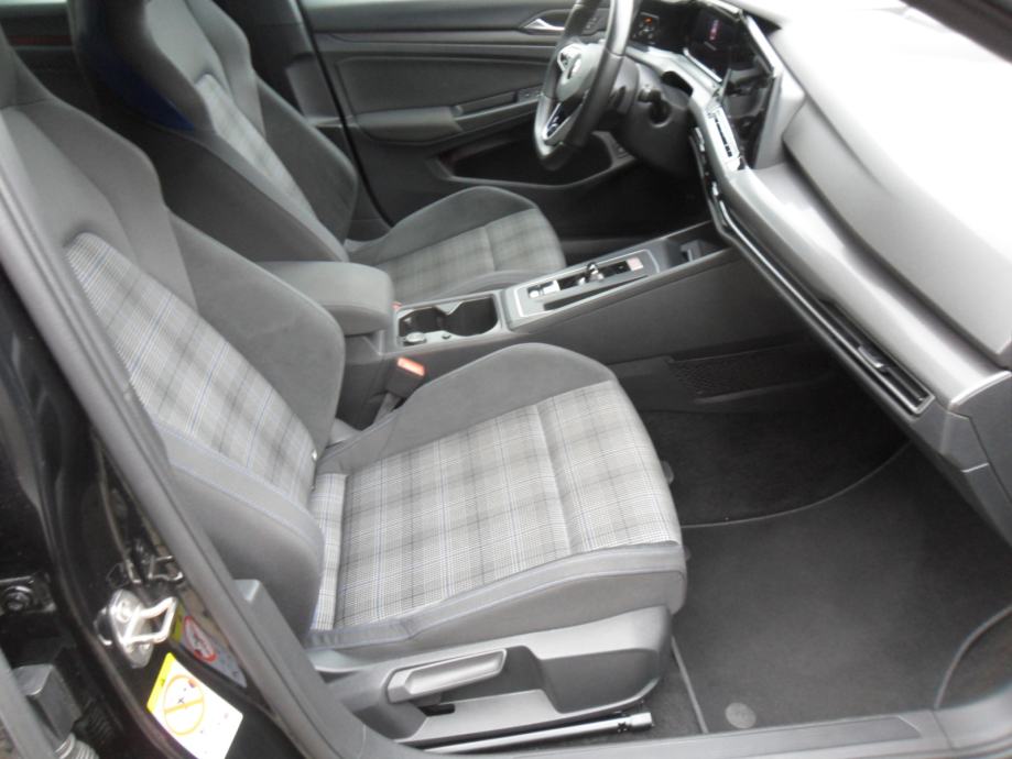 VW Golf 8 GTE 2022g DSG eHIBRID 180kw - 245 konja reg.6mj.2027., fotografija 12