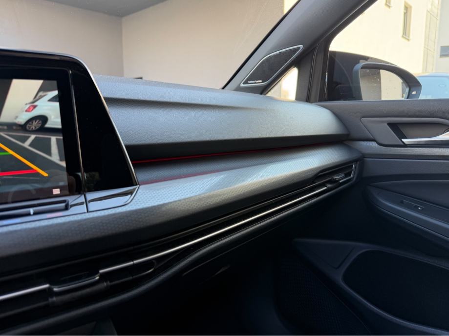 VW GOLF 8 GTI CLUBSPORT 45 EDITION DSG – AKRAPOVIČ – 19” – PANORAMA –, fotografija 19