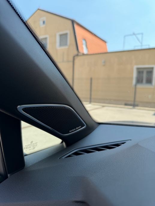 VW Golf 8 GTI ClubSport Akrapovic Harman/Kardon…, fotografija 20