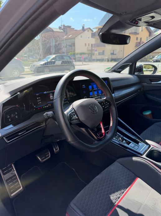 VW Golf 8 GTI ClubSport Akrapovic Harman/Kardon…, fotografija 8