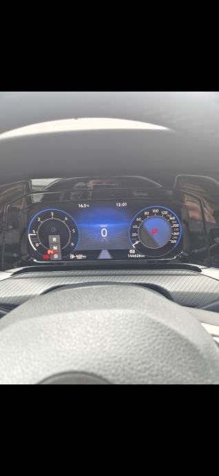 VW Golf 8 R line, fotografija 2