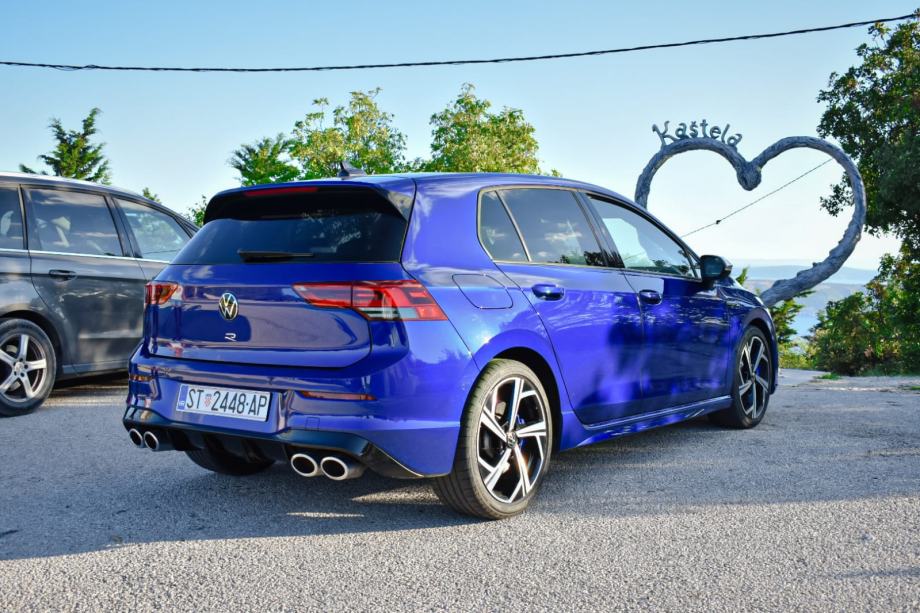 VW Golf 8 R, fotografija 3
