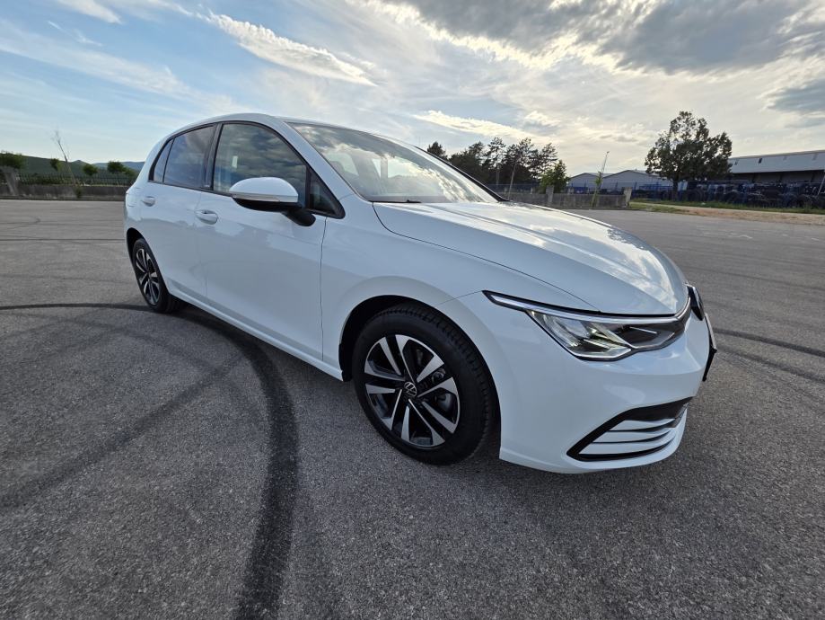 VW Golf 8 United,110kw, 2,0 TDI automatik,Novi Servis!!!, fotografija 4