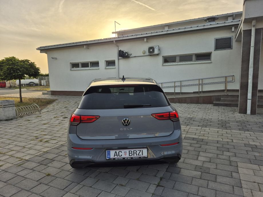 VW Golf 8 UNITED,Velika navigacija, senzori,grijanje sjedala i volana, fotografija 6