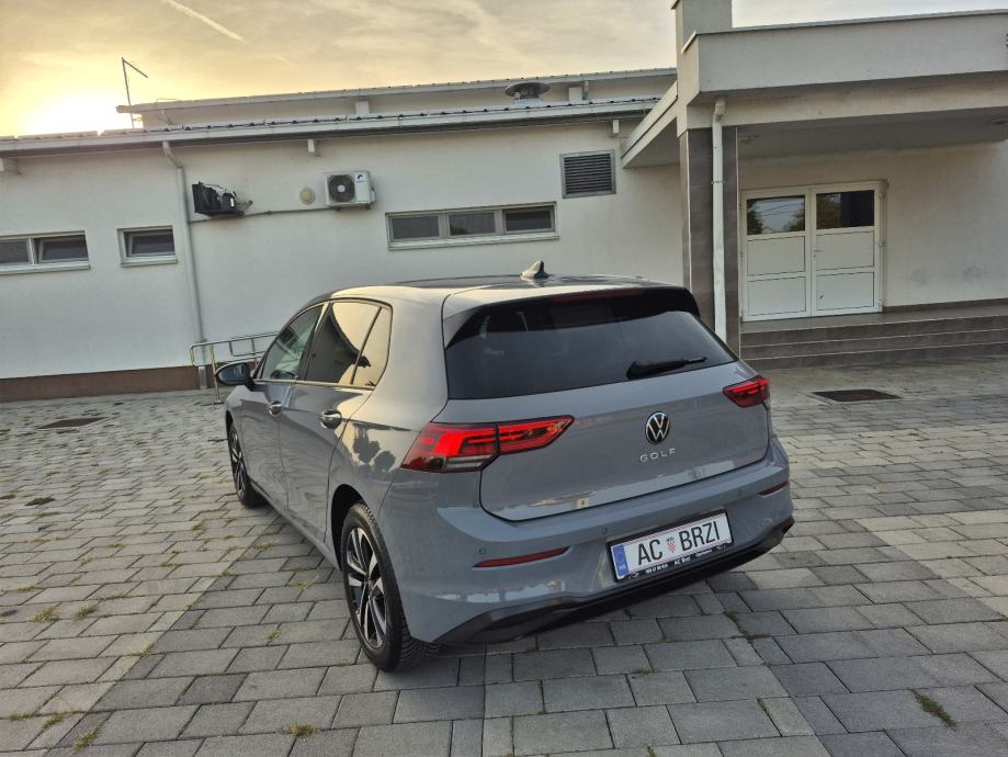 VW Golf 8 UNITED,Velika navigacija, senzori,grijanje sjedala i volana, fotografija 5