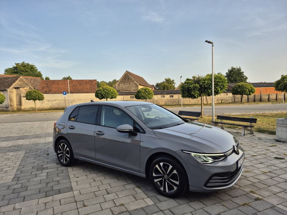 VW Golf 8 UNITED,Velika navigacija, senzori,grijanje sjedala i volana, fotografija 11