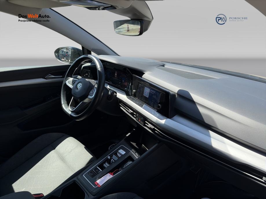 VW Golf 8 Variant 1.5 eTSI DSG Life, fotografija 13