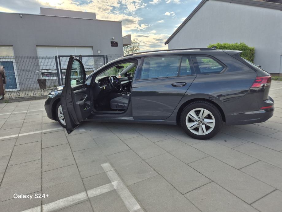 VW Golf 8 Variant 2.0, pogled izvana - slika 2
