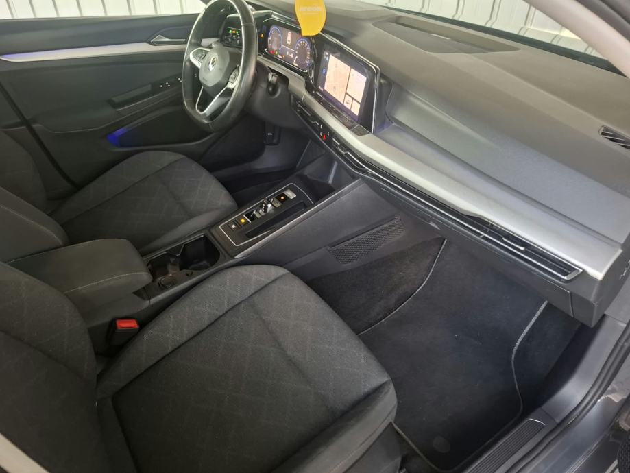 VW Golf 8 Variant 2,0 TDI AUTOMATIK LIFE ALU NAV 2xPDC KAMERA FULL LED, fotografija 7