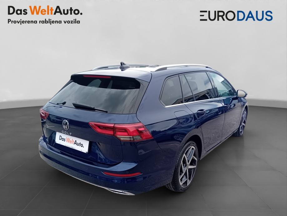 VW Golf 8 Variant 2.0 TDI DSG Style *Panorama * Navi *Alu 18, fotografija 5