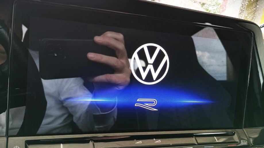 VW Golf 8 R oprema 2,0 TDI DSG automatik 150 ks IQ Led svjetla, fotografija 15