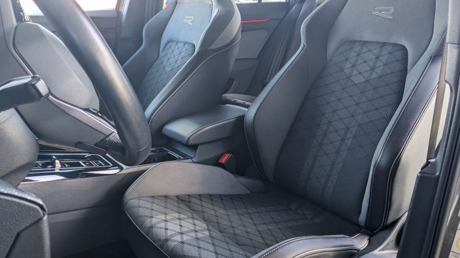 VW GOLF 8 VARIANT R-LINE 2.0 TDI DSG HARMAN/KARDON, fotografija 17
