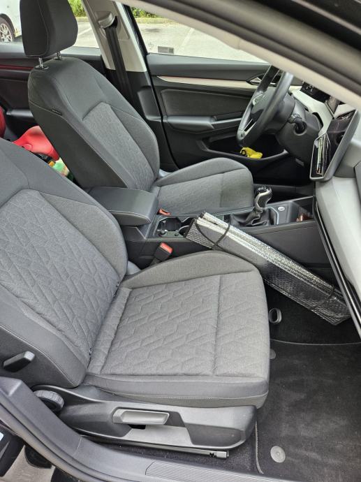 VW Golf 8.5 1,5 TSI 23500km, fotografija 7
