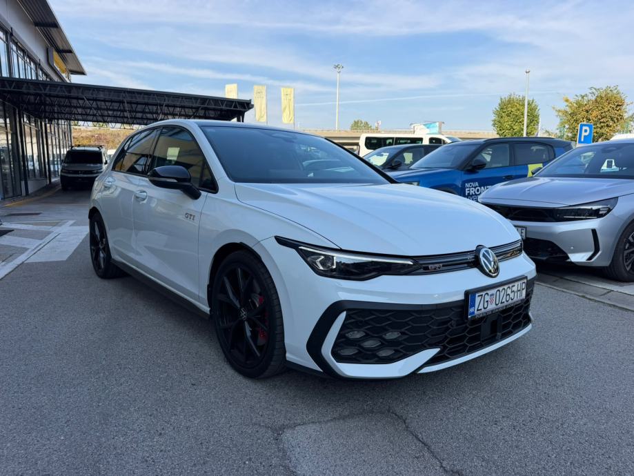 VW Golf 8.5 2.0 GTI DSG 195kw, fotografija 5