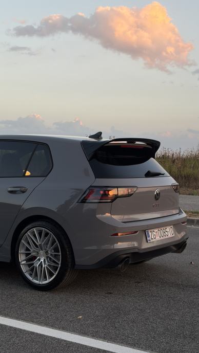 VW Golf 8.5 GTI 265 KS DSG, 1. vl., HR vozilo, garancija do 2030, fotografija 9