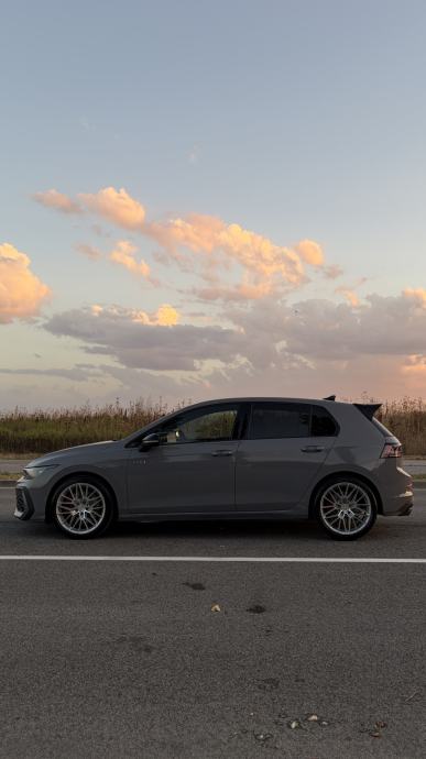 VW Golf 8.5 GTI 265 KS DSG, 1. vl., HR vozilo, garancija do 2030, fotografija 7