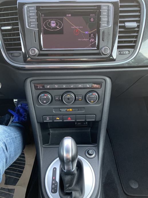 VW Golf Beetle 2,0 GTI Sport automatik, fotografija 11