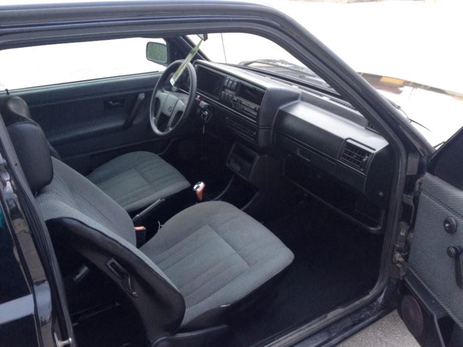 VW GOLF II 1.6 BENZIN PASADENA, REG 5/2015, SERVO VOLAN, 1992 god.