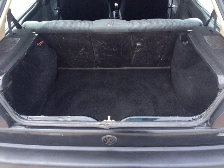 VW GOLF II 1.6 BENZIN PASADENA, REG 5/2015, SERVO VOLAN, 1992 god.