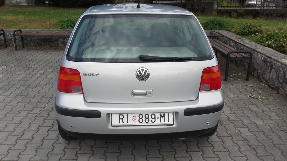 VW GOLF IV 1,4 16v*ODLIČANSAMO 25.000 km*KLIMA**reg.04