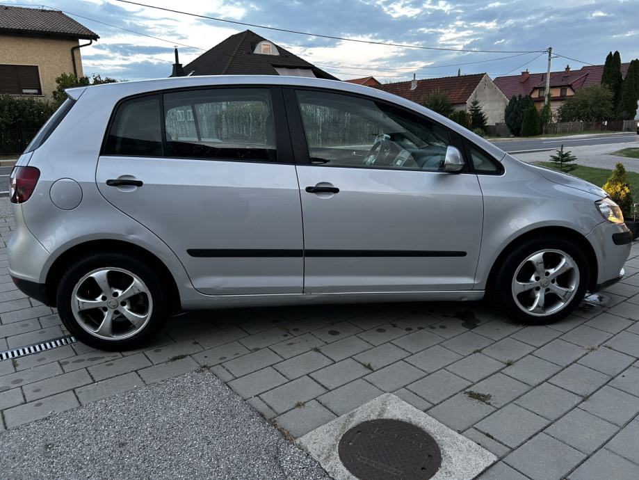 VW Golf Plus 1,9 TDI TRENDLINE, fotografija 2