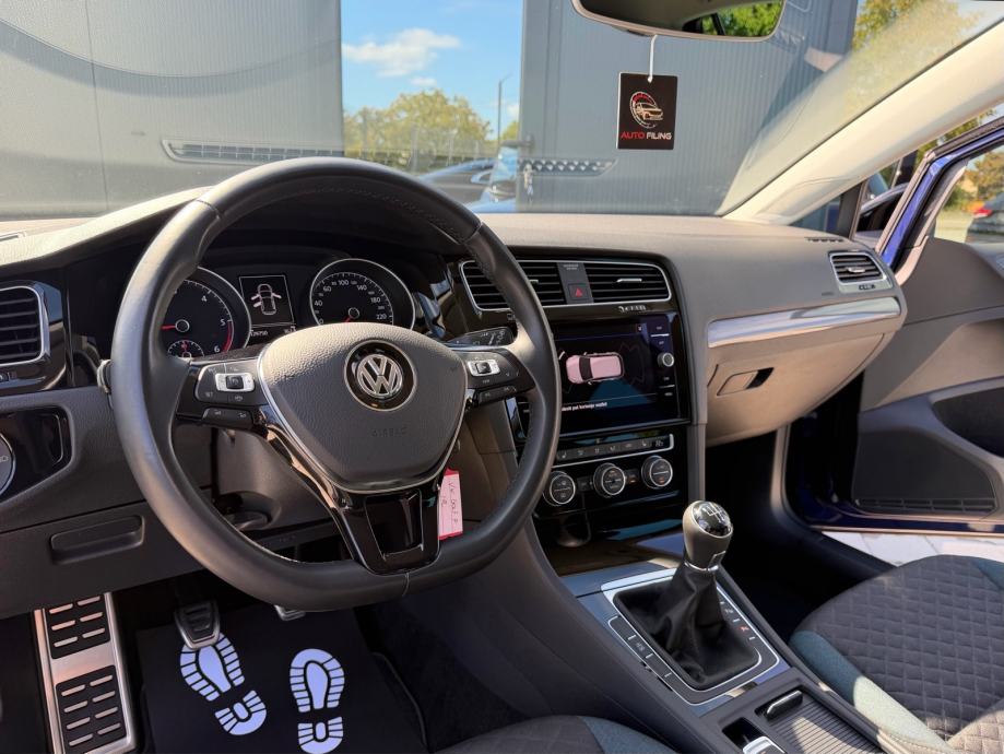 VW Golf 7 1,6 TDI IQ.Drive*LED*MRTVI KUT*NAVI*360 PARK SENZORI*, fotografija 13